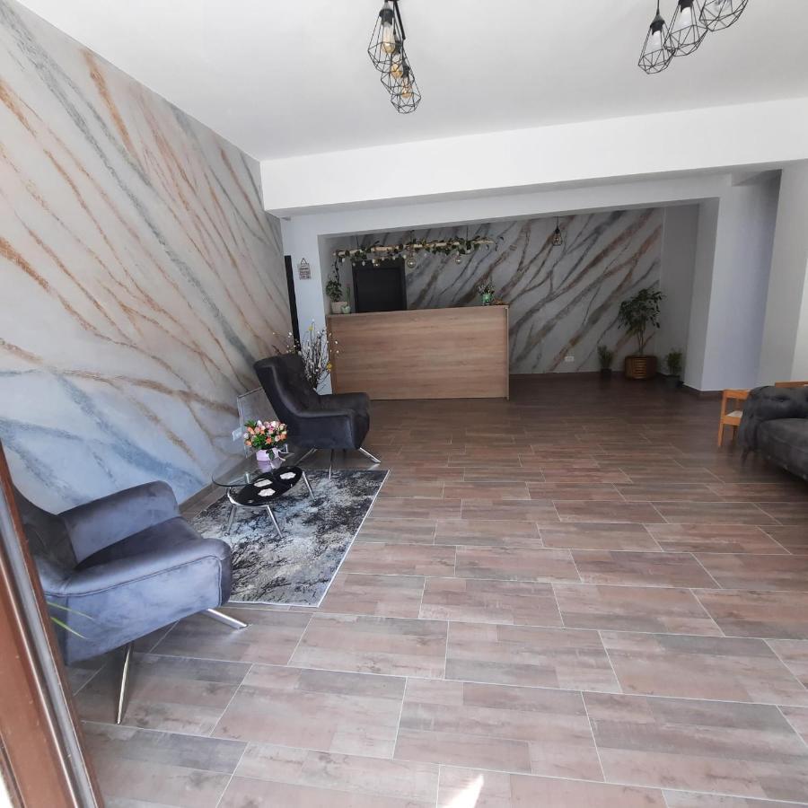 Andrana Hotel Caciulata Ngoại thất bức ảnh
