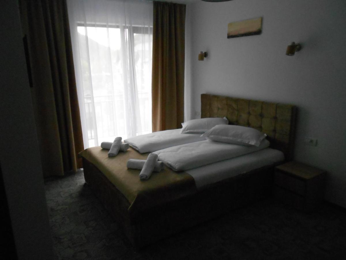 Andrana Hotel Caciulata Ngoại thất bức ảnh