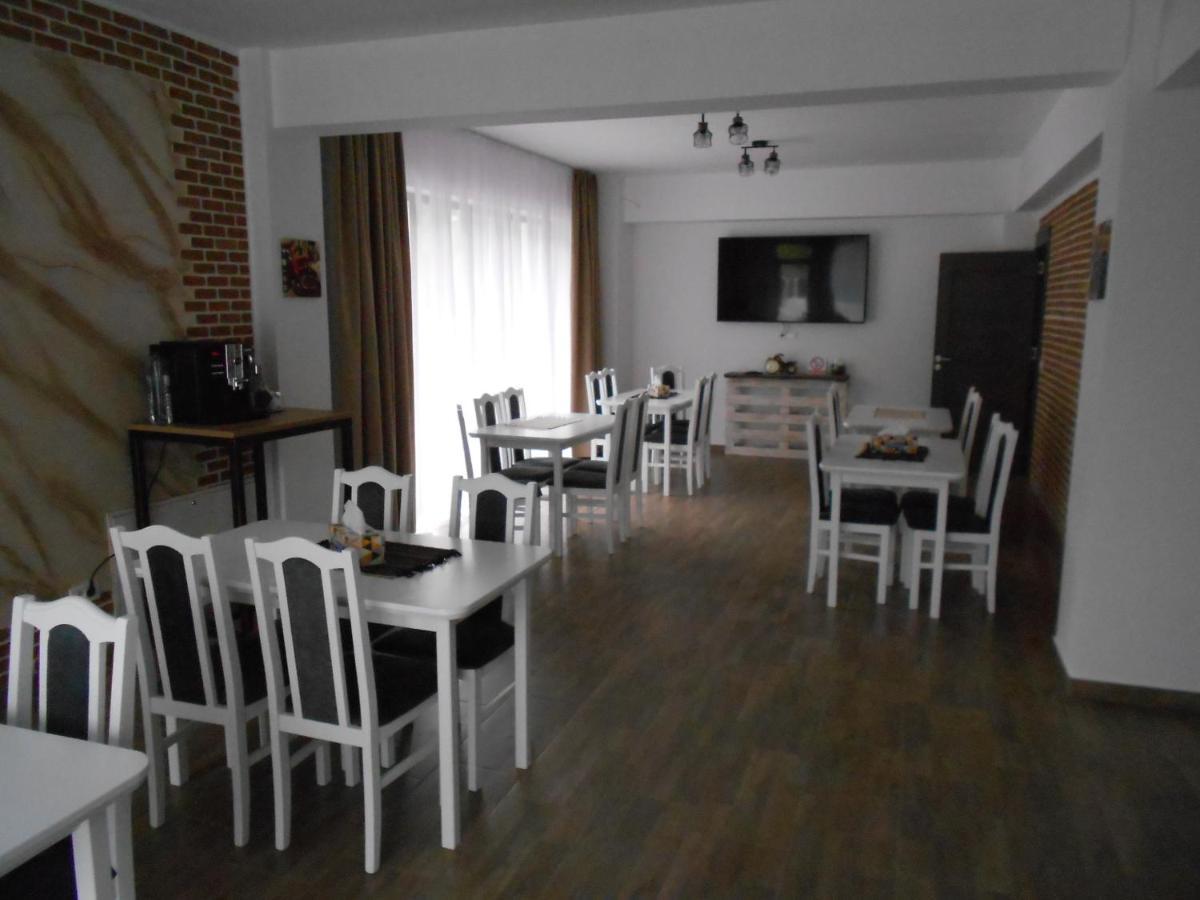 Andrana Hotel Caciulata Ngoại thất bức ảnh