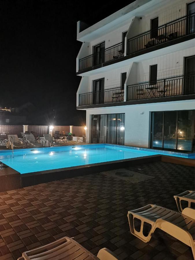 Andrana Hotel Caciulata Ngoại thất bức ảnh